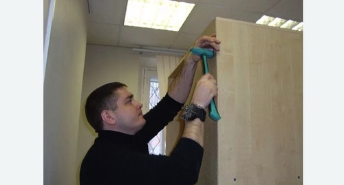 Разборка и сборка мебели в офисе. Бульвар Адмирала Ушакова